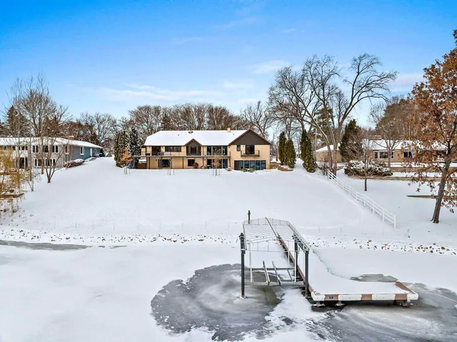 $1,699,000 | 2045 Lost Dauphin Road, De Pere, WI 54115