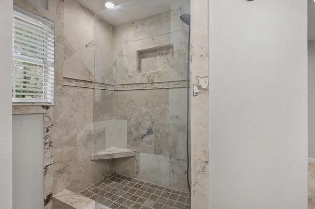 $525,000 | 198 Grandview Avenue, Valparaiso, FL 32580