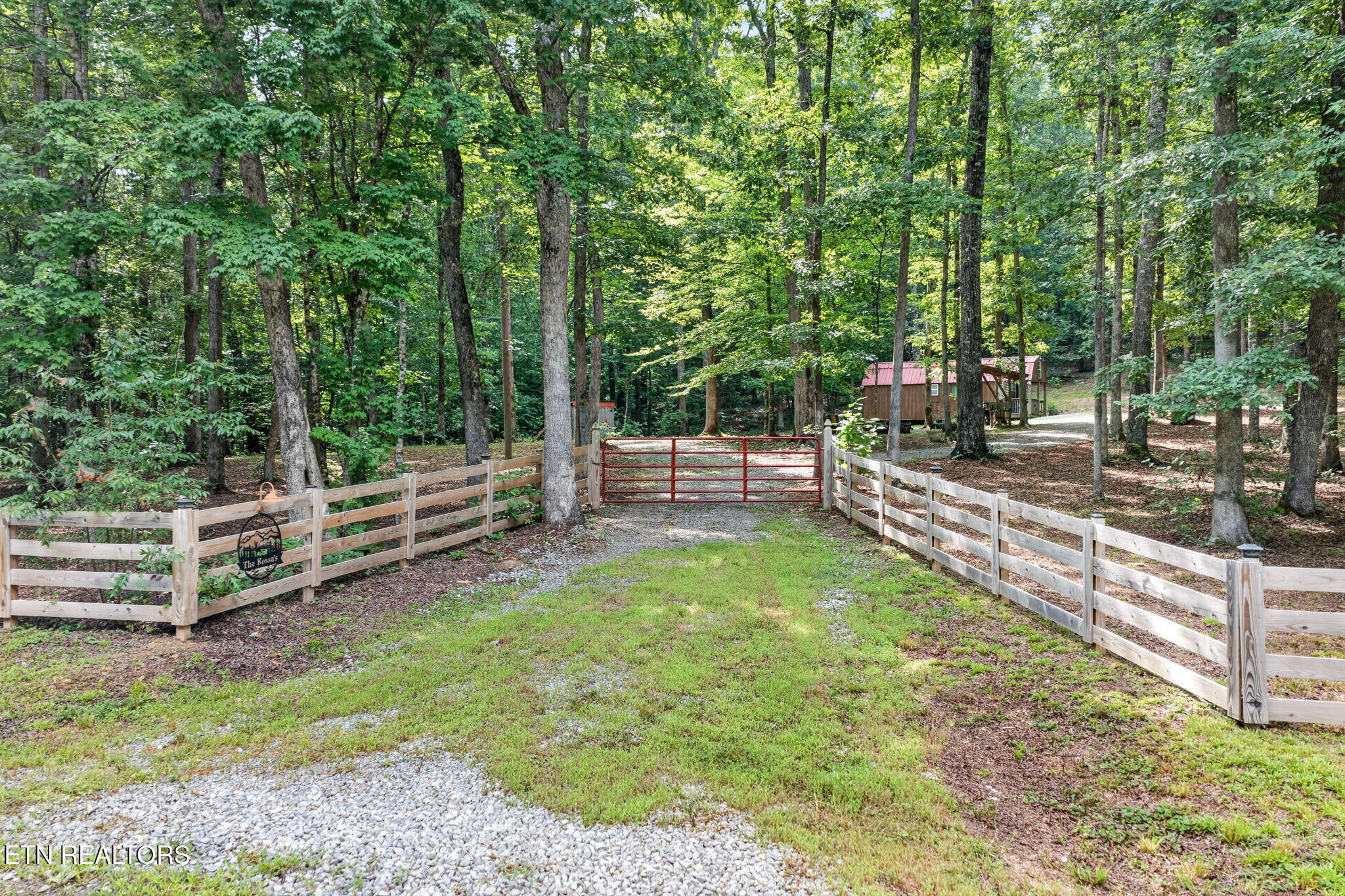 4207 Chapel Hill Road Crawford, TN 38554 - Photo 18 of 35 10-web-or-mls-4207 Chapel Hill Rd_042_TN