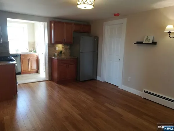 $1,900 | 57 Stein Avenue, Unit 3, Wallington, NJ 07057