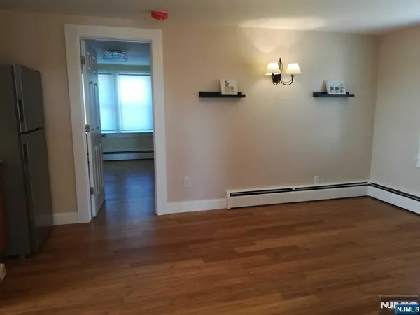 $1,900 | 57 Stein Avenue, Unit 3, Wallington, NJ 07057