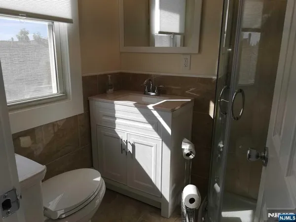 $1,900 | 57 Stein Avenue, Unit 3, Wallington, NJ 07057