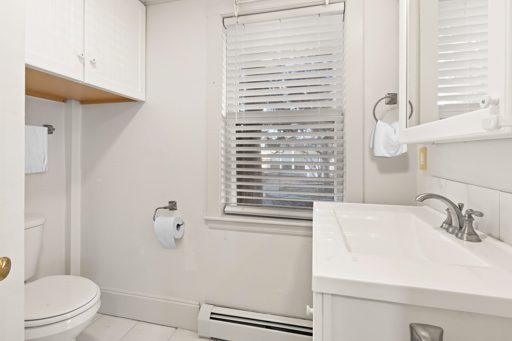 59 South Main Street, Unit 1 Ipswich, MA 01938 - Photo 22 of 34