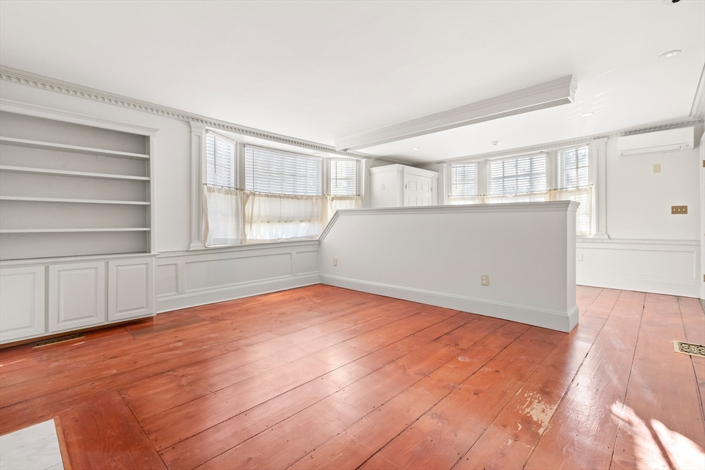 59 South Main Street, Unit 1 Ipswich, MA 01938 - Photo 10 of 34