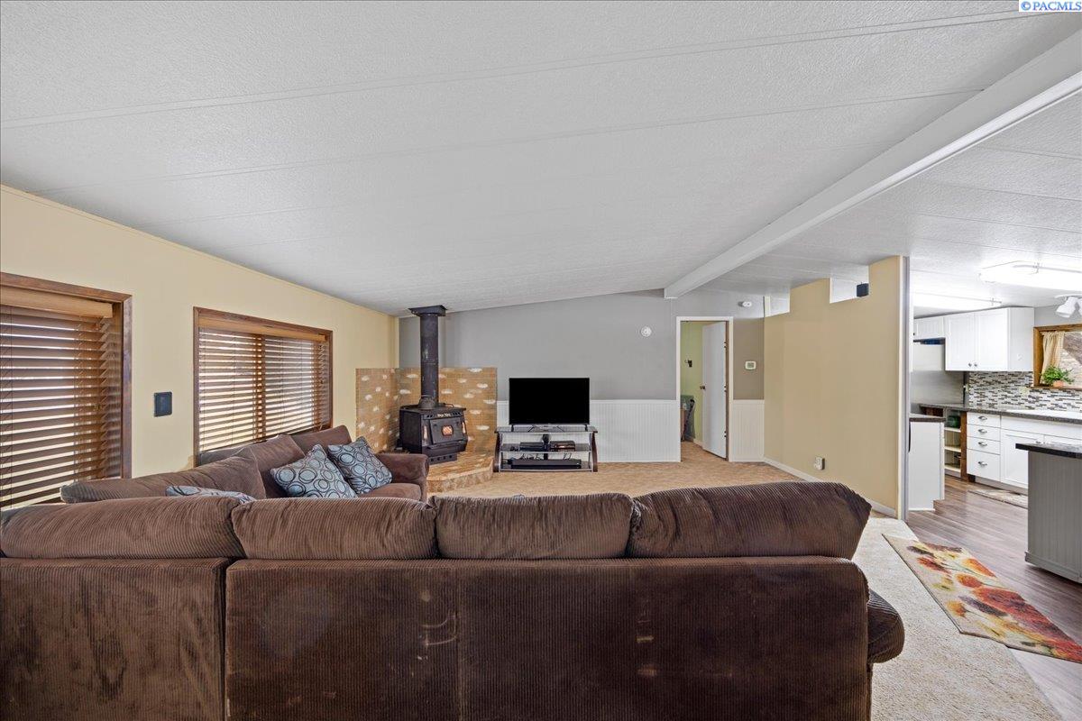 27505 East Ruppert Road Benton City, WA 99320 - Photo 5 of 27 Gallery Image 5