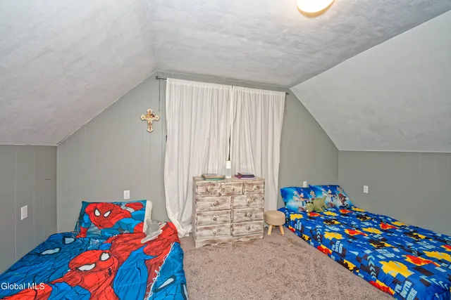 $275,000 | 9 Pompano Drive, Troy, NY 12182