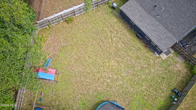 $289,900 | 9 Pompano Drive, Troy, NY 12182