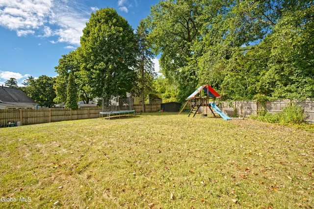 $275,000 | 9 Pompano Drive, Troy, NY 12182