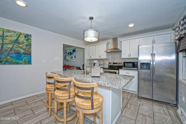 $289,900 | 9 Pompano Drive, Troy, NY 12182