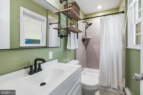 $599,000 | 7903 Clover Hill Drive, Frederick, MD 21702