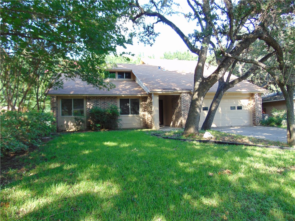 9213 Independence Loop Austin, TX 78748 - Photo 1 of 20