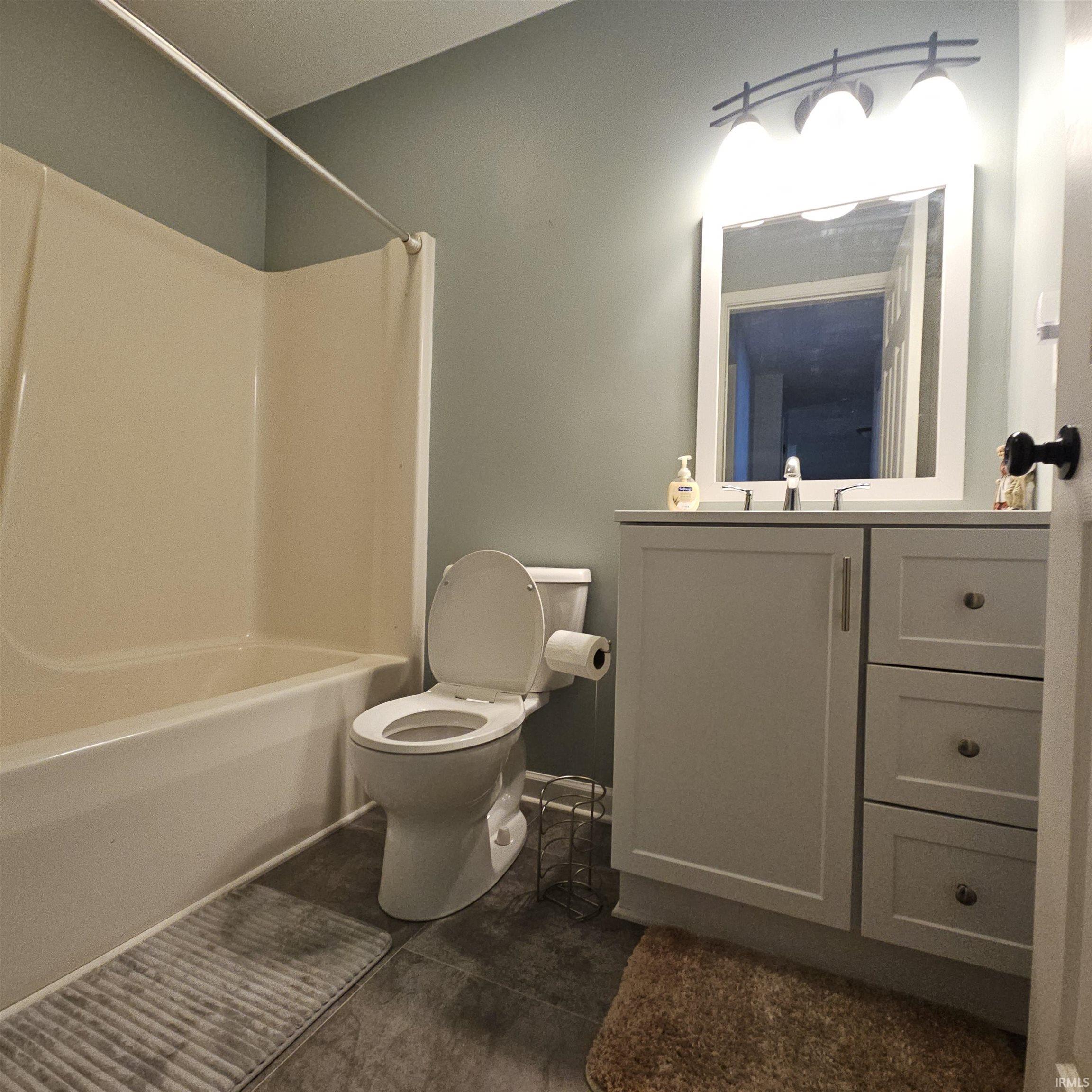 8983 Chestnut Road Bourbon, IN 46504 - Photo 18 of 33 Gallery Image 18