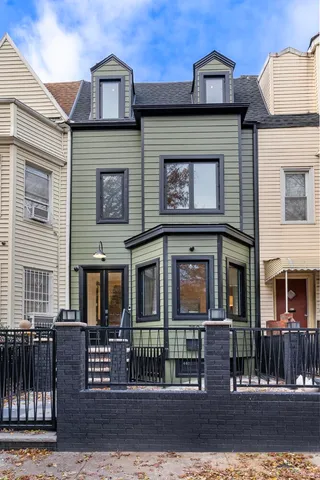 $2,500,000 | 259 Winthrop Street | Prospect Lefferts Gardens
