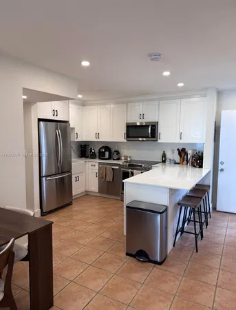 $2,850 | 9227 Southwest 87th Avenue, Unit B7, Miami, FL 33176