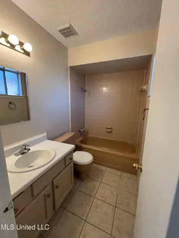 $1,350 | 2606 El Viernes Street, Gautier, MS 39553