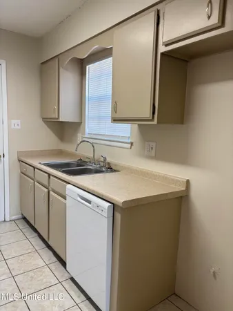 $1,350 | 2606 El Viernes Street, Gautier, MS 39553