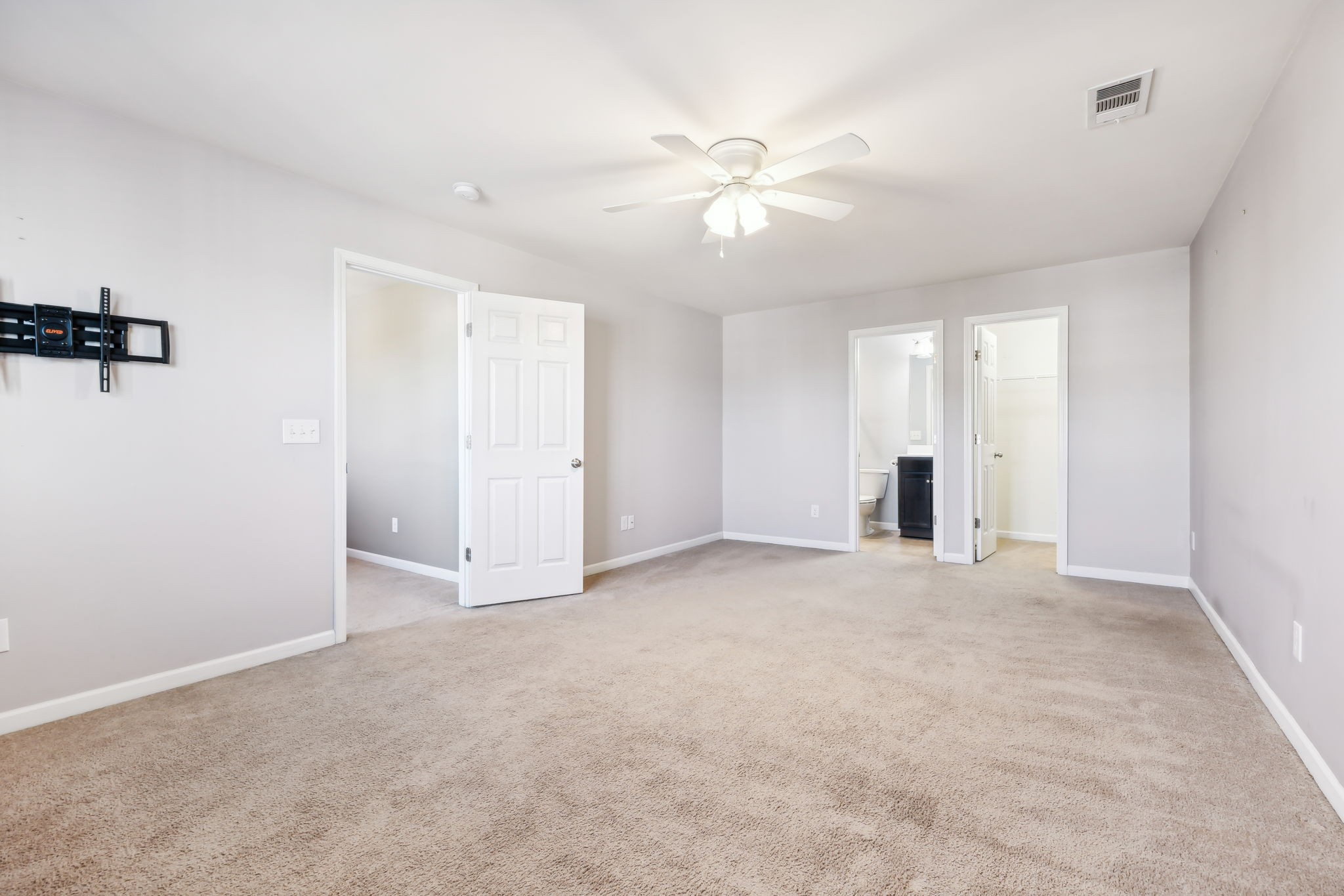1408 Old Stone Road Lebanon, TN 37087 - Photo 22 of 31 a view of an empty room with chandelier fan