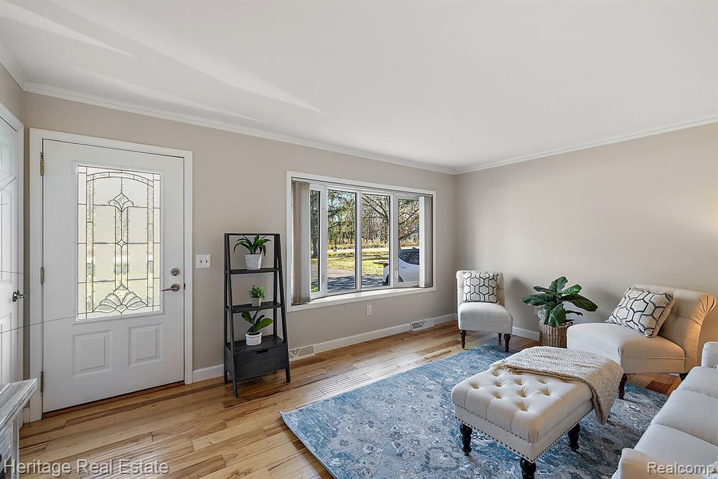 9605 Andersonville Road Clarkston, MI 48346 - Photo 4 of 48 Gallery Image 4
