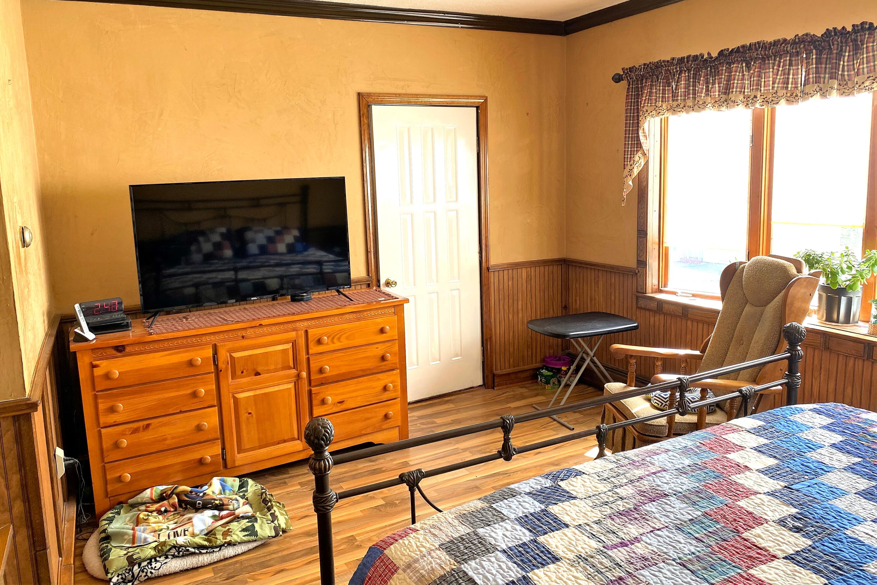 53 Elm Street Springvale, ME 04083 - Photo 13 of 57 Bed4-2