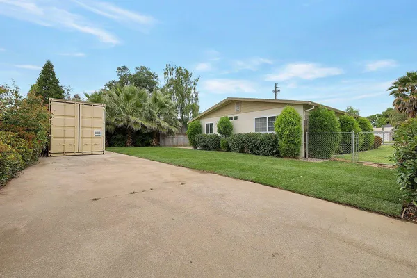 $399,000 | 303 Louis Lane, Colusa, CA 95932