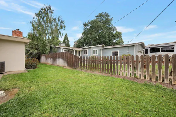 $399,000 | 303 Louis Lane, Colusa, CA 95932