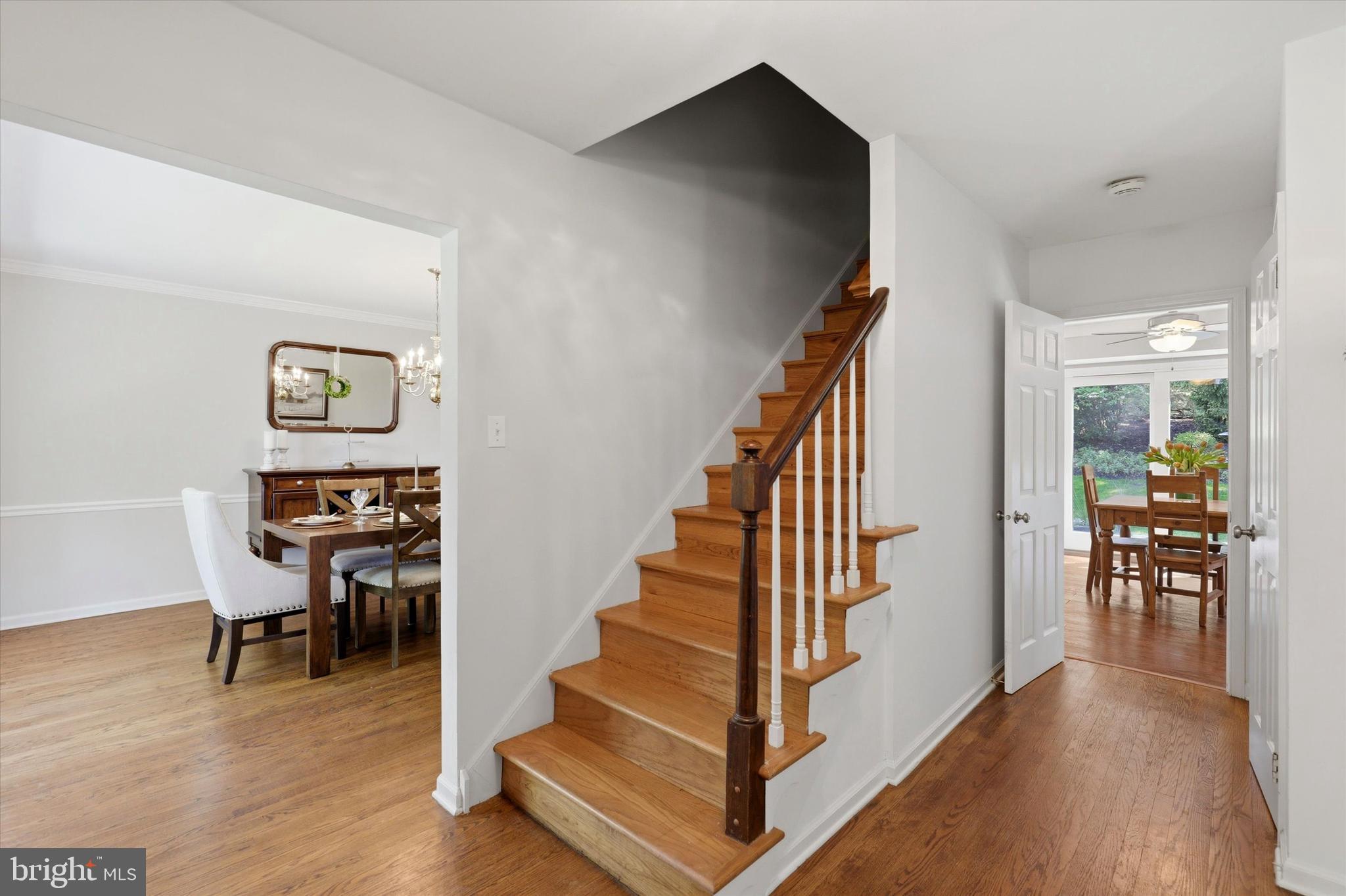 1089 Broadview Road Wayne, PA 19087 - Photo 9 of 46 Foyer
