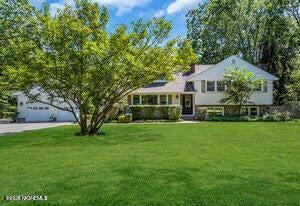 411 Butterfly Road Jackson, NJ 08527 - Photo 4 of 26 4