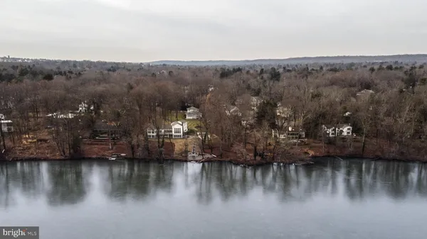 $719,000 | 423 Sayre Drive, Princeton, NJ 08540