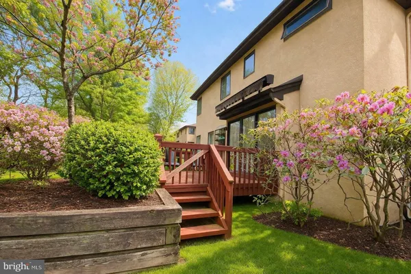 $719,000 | 423 Sayre Drive, Princeton, NJ 08540