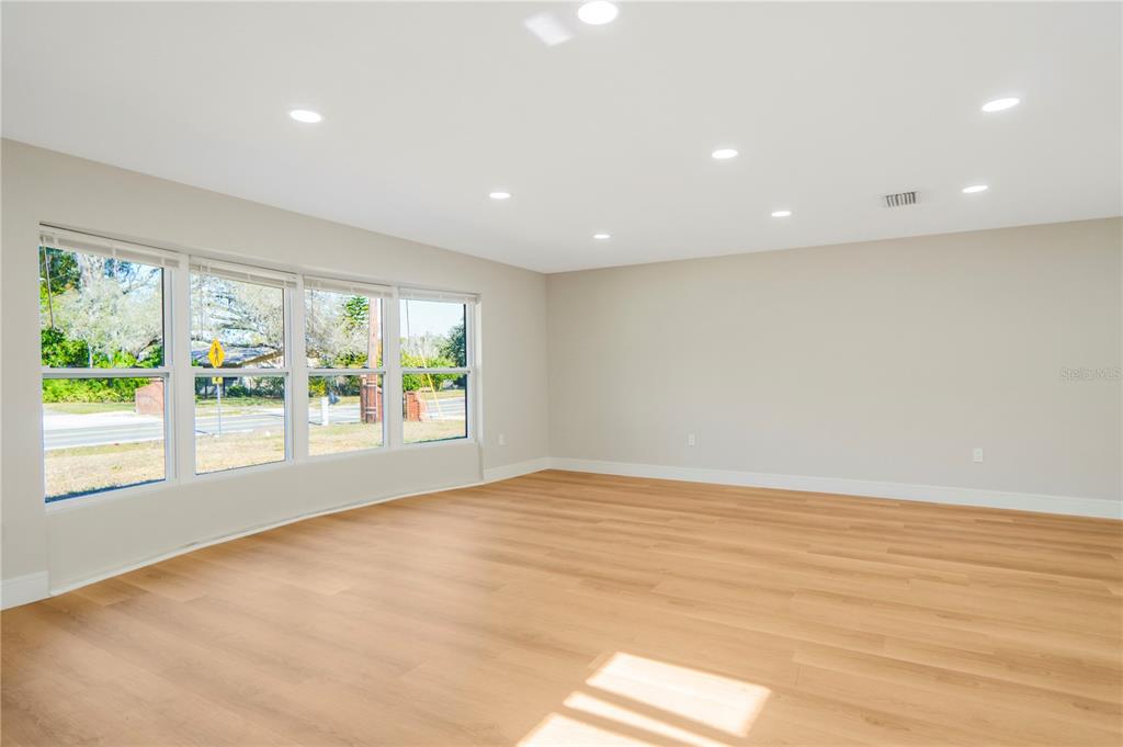 2570 Derbyshire Road Maitland, FL 32751 - Photo 3 of 48