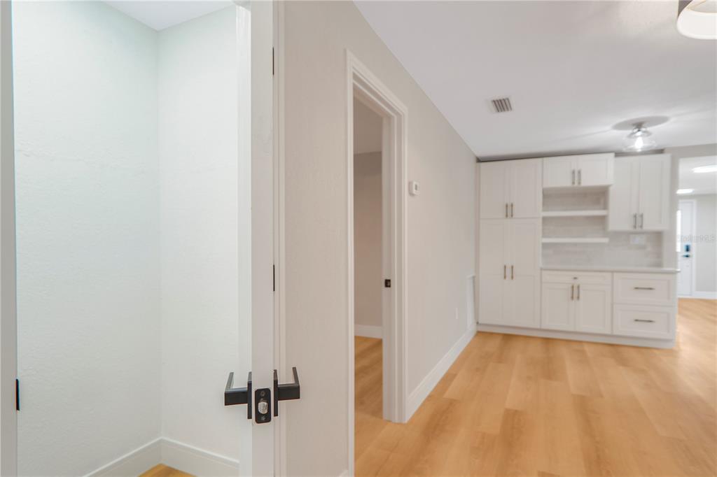 2570 Derbyshire Road Maitland, FL 32751 - Photo 39 of 48