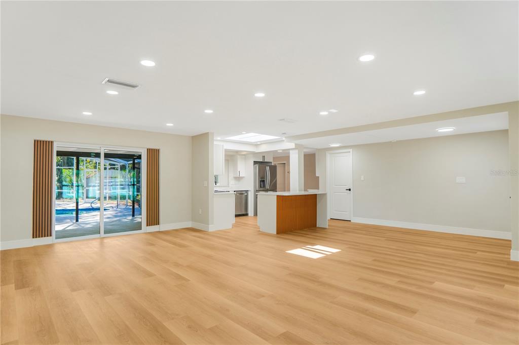 2570 Derbyshire Road Maitland, FL 32751 - Photo 6 of 48