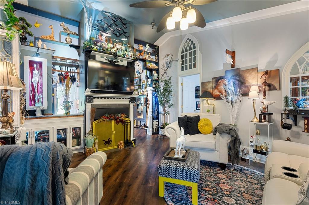Gallery Image 7