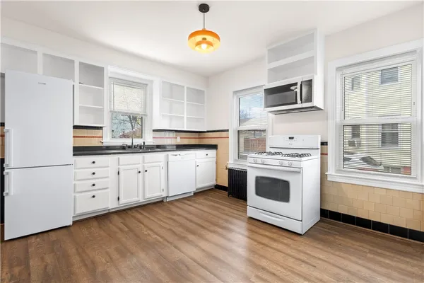 $415,000 | 274 Montgomery Avenue, Cranston, RI 02905