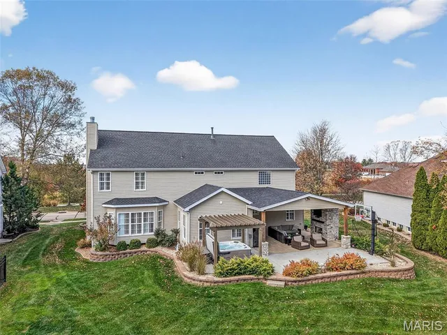 $750,000 | 267 Fairway Green Drive, O'Fallon, MO 63368