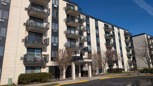 a view of a building and a street view