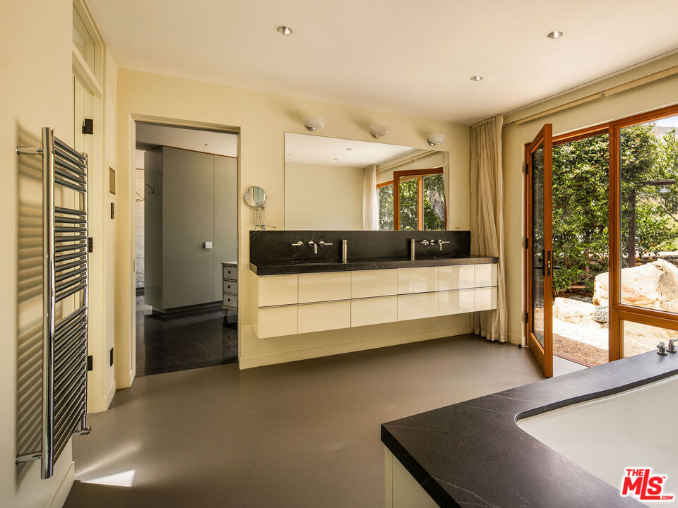 650 San Ysidro Road Santa Barbara, CA 93108 - Photo 30 of 55 Gallery Image 30