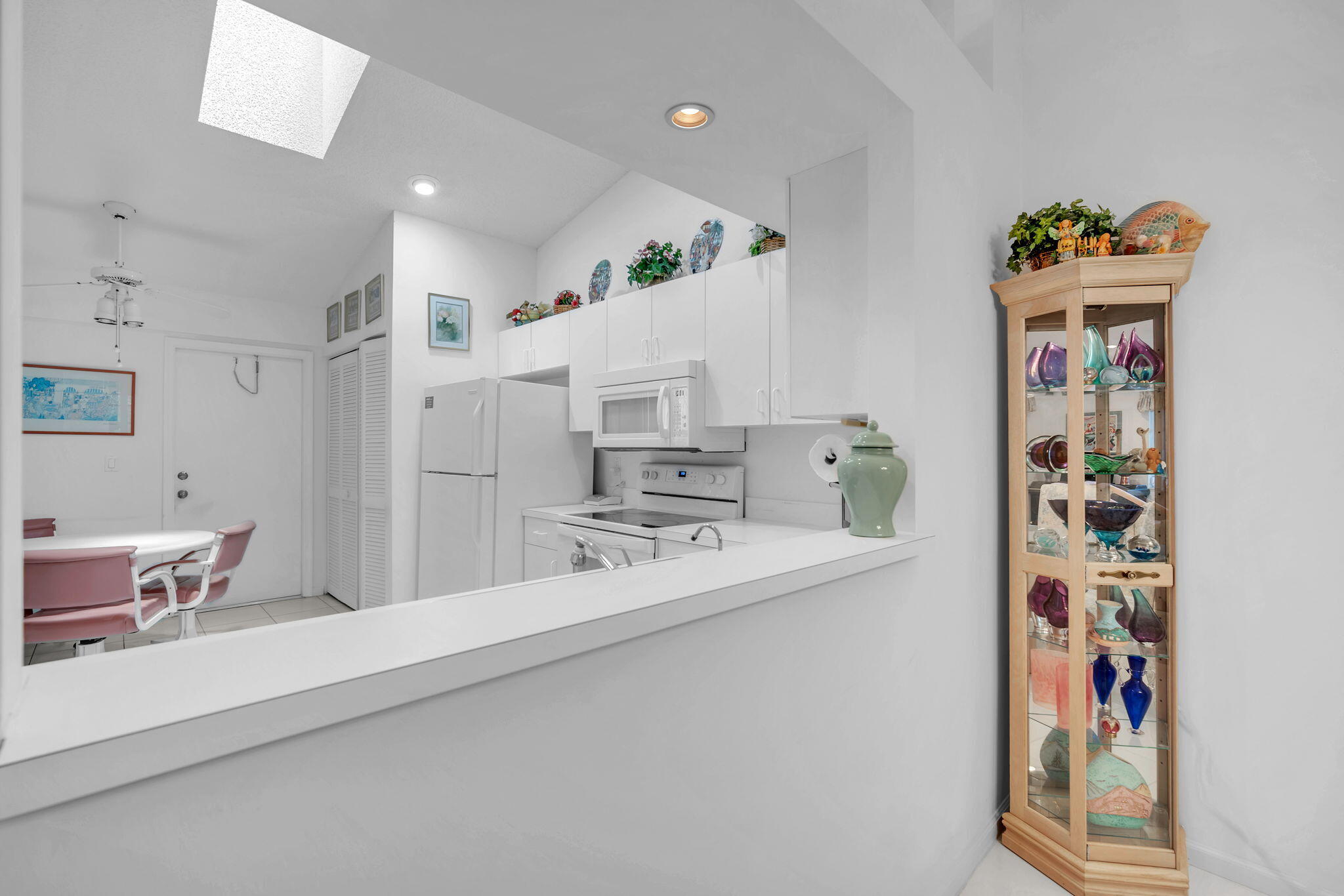 9976 Seacrest Circle, Unit D Boynton Beach, FL 33437 - Photo 13 of 43 41-web-or-mls-DSC08631