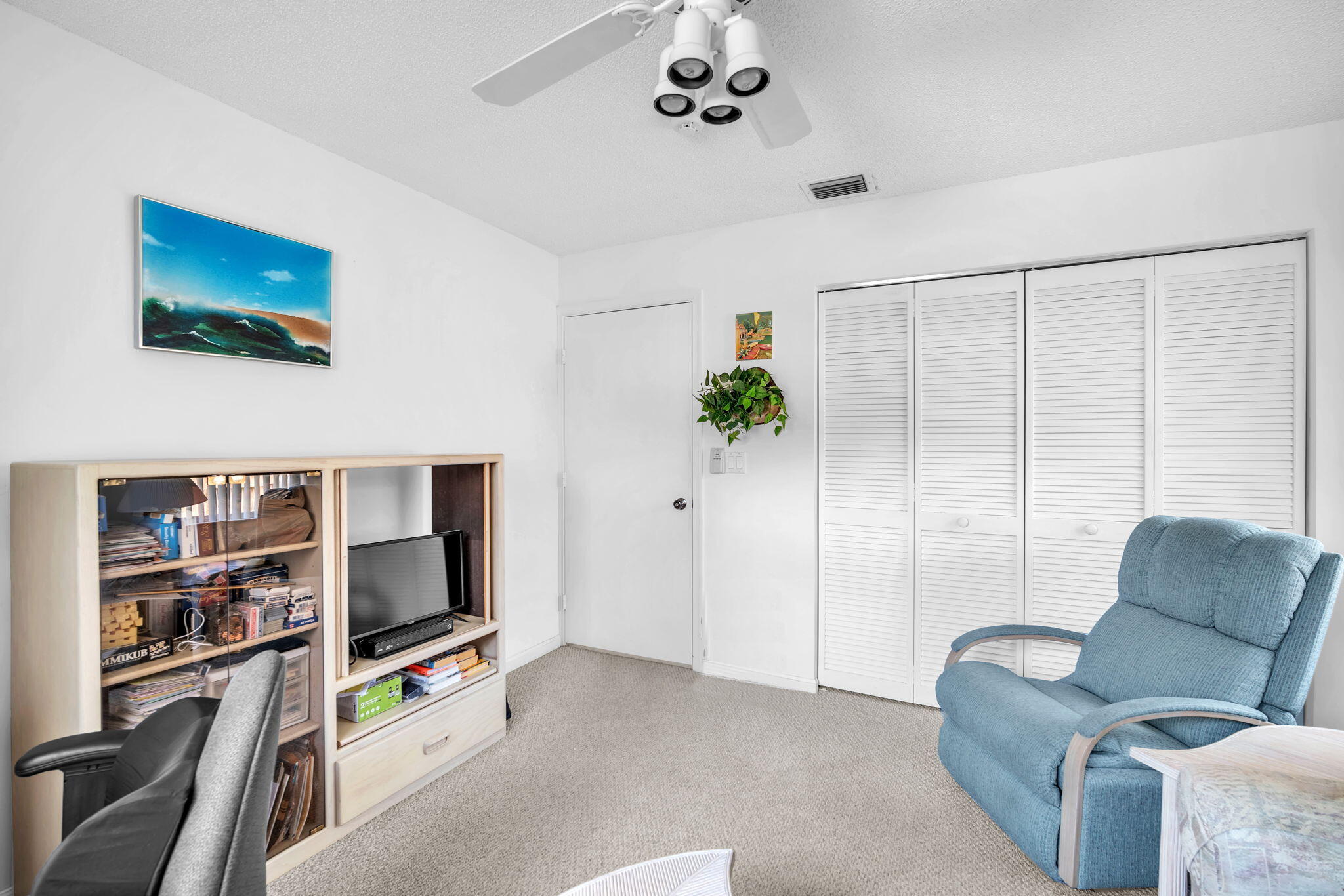 9976 Seacrest Circle, Unit D Boynton Beach, FL 33437 - Photo 25 of 43 56-web-or-mls-DSC08695