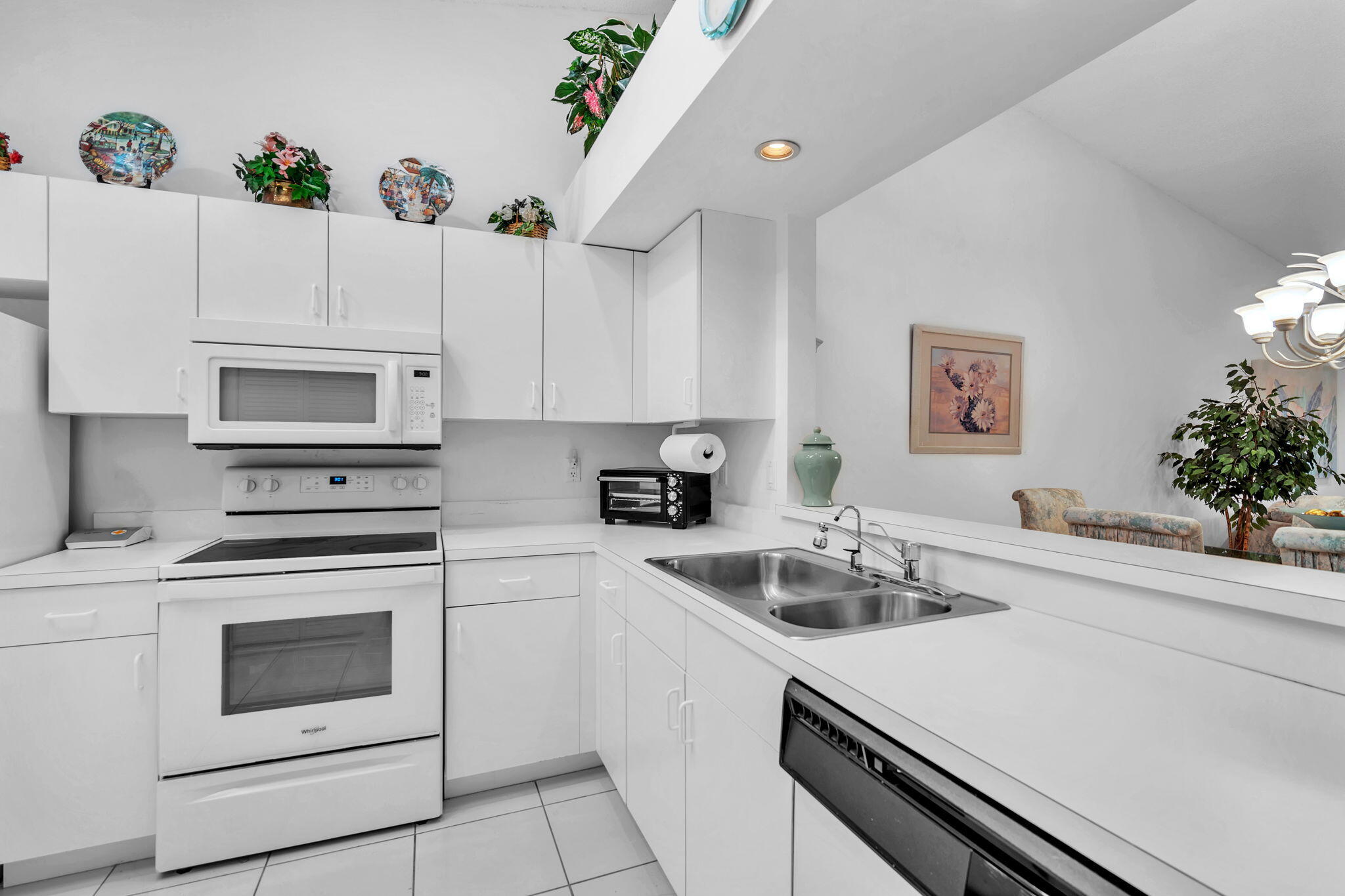 9976 Seacrest Circle, Unit D Boynton Beach, FL 33437 - Photo 9 of 43 31-web-or-mls-DSC08591