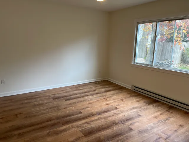 a view of empty room with window
