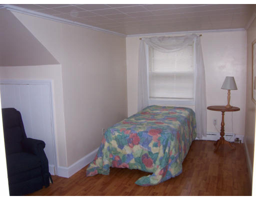 37 Ridgeway Avenue Westfield, MA 01085 - Photo 12 of 12 Gallery Image 12