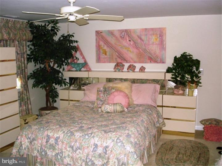 52 Ranoldo Terrace Cherry Hill, NJ 08034 - Photo 15 of 25 In-law Suite