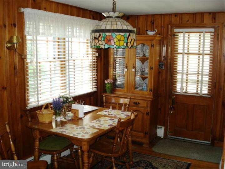 52 Ranoldo Terrace Cherry Hill, NJ 08034 - Photo 22 of 25 Dining Room
