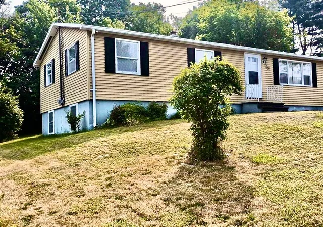 $279,999 | 381 Birch Street, Bangor, ME 04401