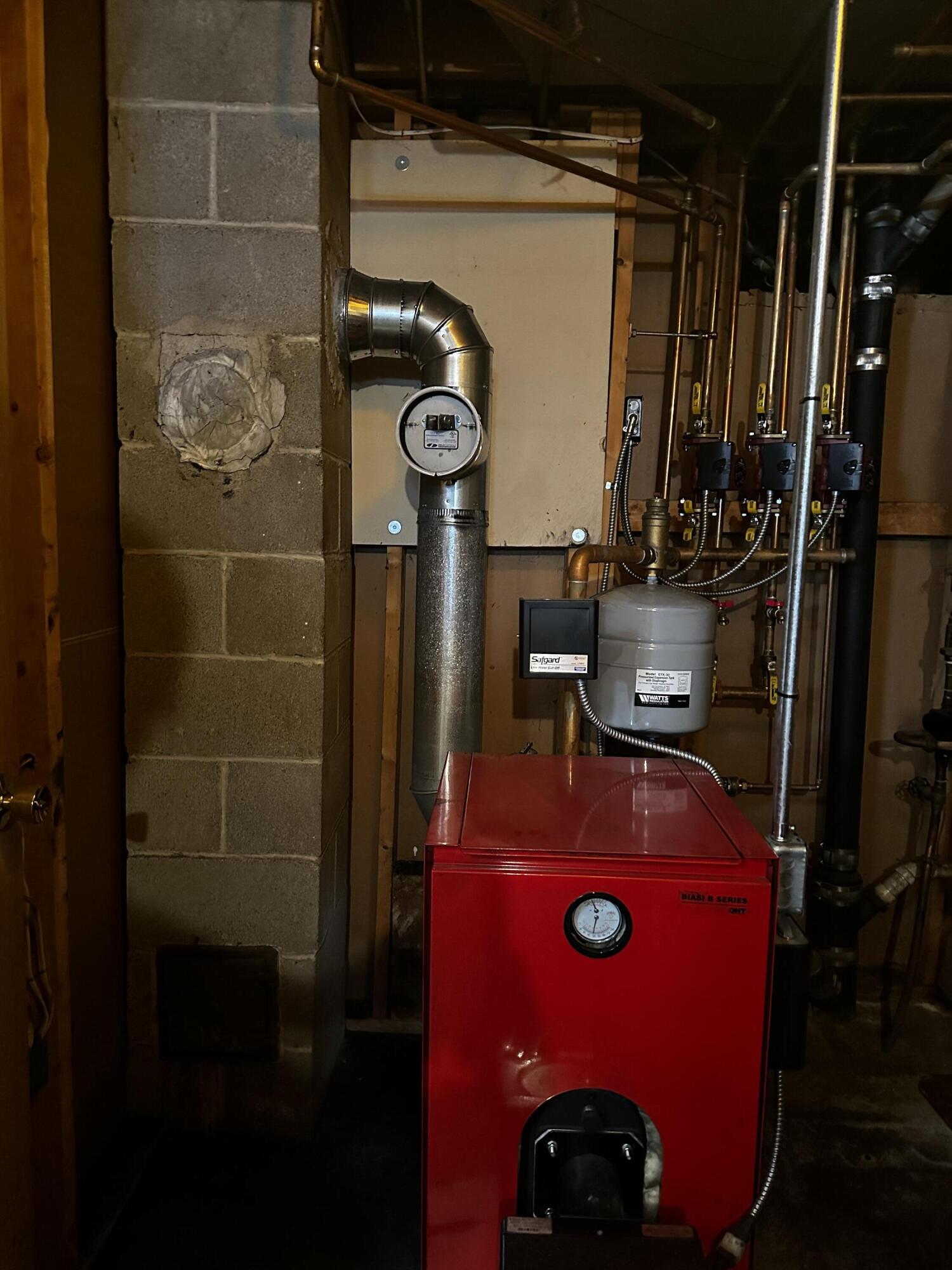 381 Birch Street Bangor, ME 04401 - Photo 30 of 34 IMG_9882