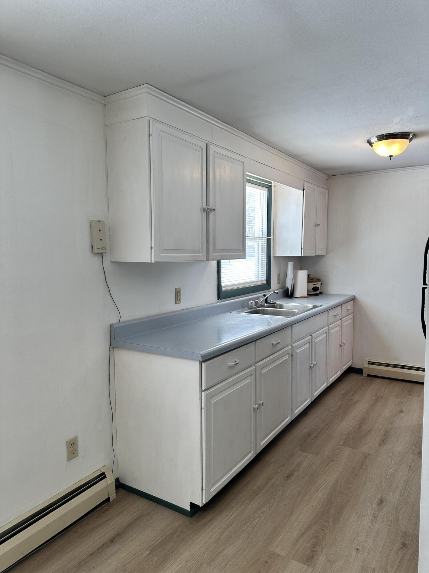 381 Birch Street Bangor, ME 04401 - Photo 5 of 34 IMG_1015