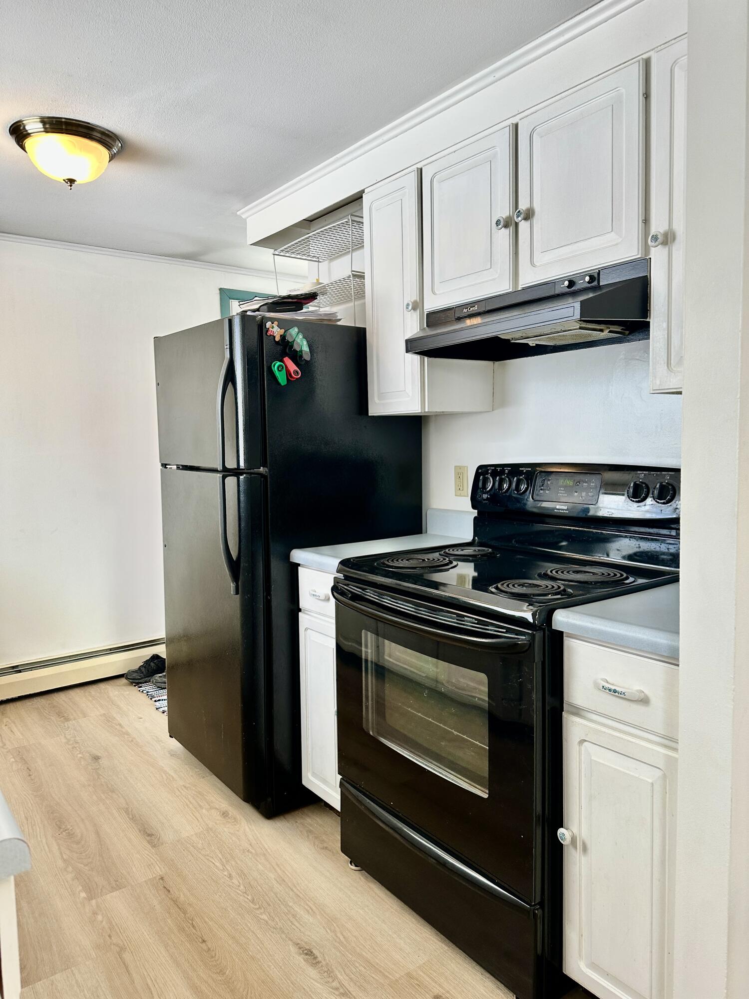 381 Birch Street Bangor, ME 04401 - Photo 7 of 34 IMG_1016