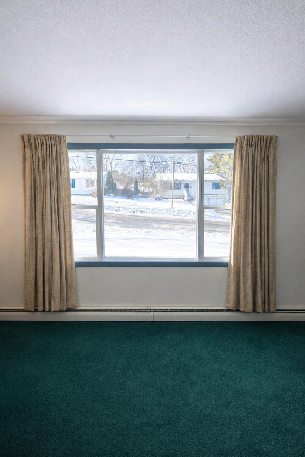 381 Birch Street Bangor, ME 04401 - Photo 9 of 26 5FC00B8C-D8BF-4F47-990C-7A53EE9B2380