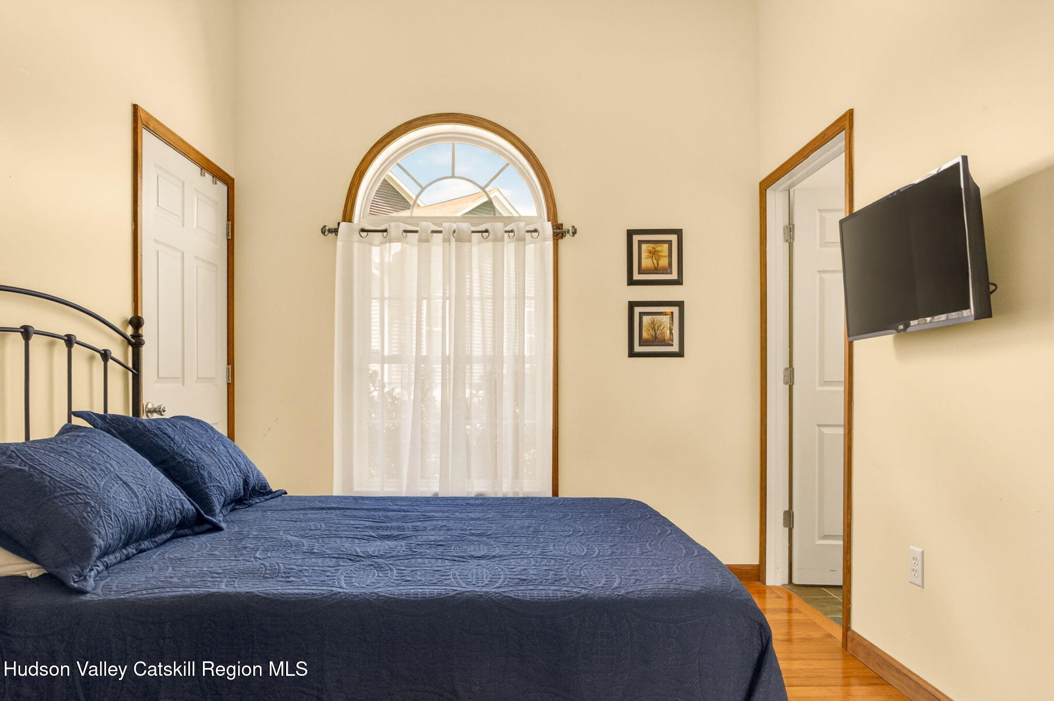 60 Travis Place Athens, NY 12015 - Photo 19 of 35 1 bedroom 2 (2)
